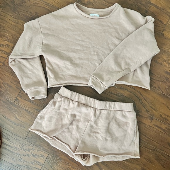 Colsie Tan Matching Fleece Set - Picture 2 of 4